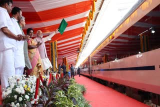 CM KCR skips event PM Modi flags off Vande Bharat Express in Hyderabad  Modi flags off Vande Bharat Express in Hyderabad  Vande Bharat Express in Hyderabad  Secunderabad Tirupati Vande Bharat Express  വന്ദേ ഭാരത് എക്‌സ്പ്രസ്  നരേന്ദ്ര മോദി  തെലങ്കാന  ചന്ദ്രശേഖർ റാവു  തെലങ്കാന സർക്കാരിനെ വിമർശിച്ച് പ്രധാനമന്ത്രി