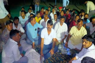 bailara circle Villagers sitting on dharna