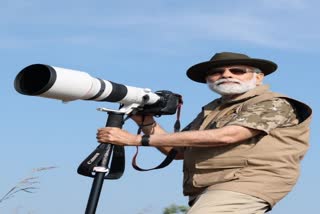 pm modi  dressed for bandipur tiger reserve