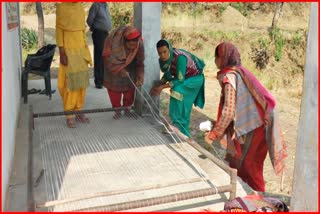 women prepare carpets from old clothes in Sirmaur