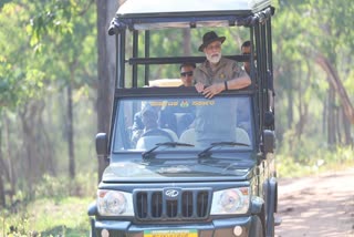 pm modi ride on mahindra's vehicle