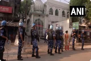 Internet suspended in Jamshedpur  Internet suspended in Jamshedpur after clash  clash between two groups  മതപതാകയെ അവഹേളിച്ചെന്ന് ആരോപിച്ച് സംഘര്‍ഷം  ഇന്‍റര്‍നെറ്റ് സേവനങ്ങള്‍ റദ്ദുചെയ്‌തു  മതപതാക  സുരക്ഷ സേന  റാപ്പിഡ് ആക്ഷന്‍ ഫോഴ്‌സ്  ആര്‍എഎഫ്