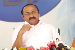 VD Satheesan criticized Lokayukta  Opposition leader VD Satheesan  Lokayukta  VD Satheesan  പേപ്പട്ടി പരാമര്‍ശം  ലോകായുക്തയെ കടന്നാക്രമിച്ച് വിഡി സതീശന്‍  ഹര്‍ജിക്കാരനോട് മാപ്പ് പറയണം  മുഖ്യമന്ത്രിയുടെ ദുരിതാശ്വാസ ഫണ്ട്  പ്രതിപക്ഷ നേതാവ് വി ഡി സതീശന്‍  ലോകായുക്ത  ലോകായുക്തയുടെ പരാമര്‍ശം  തിരുവനന്തപുരം വാര്‍ത്തകള്‍  തിരുവനന്തപുരം പുതിയ വാര്‍ത്തകള്‍  kerala news updates  latest news in kerala  latest news in kerala