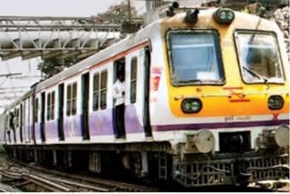 ممبئی میں لوکل ٹرین خدمات متاثر، بوریولی کے قریب تکنیکی خرابی