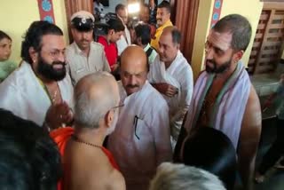 CM Bommai and Rishab Shetty visits kolluru mookambika temple