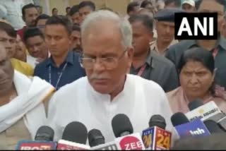 Chhattisgarh CM Bhupesh Baghel  Love jihad  Bhupesh Baghel  CM Bhupesh Baghel  Chhattisgarh news updates  latest news in Chhattisgarh  പ്രണയം  മറ്റുള്ളവര്‍ ചെയ്‌താല്‍ ലവ് ജിഹാദ്  ലവ് ജിഹാദ്  ഭൂപേഷ്‌ ബാഗേല്‍  മുഖ്യമന്ത്രി ഭൂപേഷ്‌ ബാഗേല്‍  ബീരാന്‍പൂര്‍ സംഭവം  ബീരാന്‍പൂര്‍ വാര്‍ത്തകള്‍  ബീരാന്‍പൂര്‍ വര്‍ഗീയ കലാപം