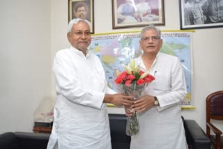 Bihar CM Nitish Kumar meets Left parties leaders of in Delhi