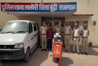 one accused of ATM loot arrested in Bundi, others fled with money