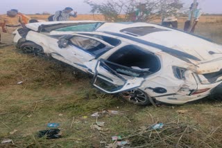 shivpuri car overturned 1 died