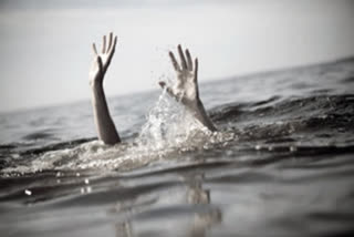 Tourists from Tamil Nadu drowned in Aazhimala  Aazhimala  Aazhimala sea  ആഴിമല കടലില്‍ മുങ്ങി മരിച്ചു  ആഴിമല  കടലില്‍ മുങ്ങി മരിച്ചു  സായി ഗോപിക  രാജാത്തി