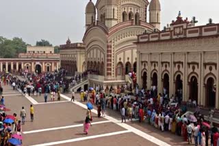 huge crowd at Dakshineswar Temple for Special Puja on Pohela Boishakh