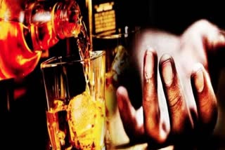 local people suspecting of poisonous liquor consumption after Several Unnatural Death recorded in Motihari of Bihar