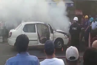 car caught fire at ranipur mode of haridwar