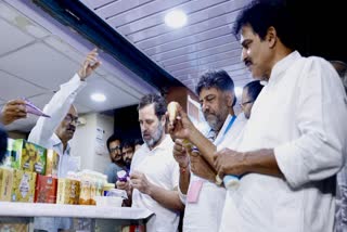rahul-gandhi-visits-nandini-milk-parlour