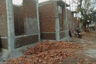 Use of red bricks in government construction