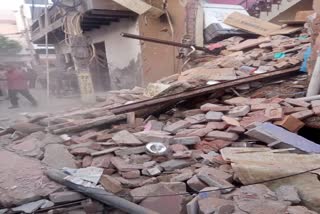 Cylinder Blast in Delhi: નાંગલોઈમાં સિલિન્ડર બ્લાસ્ટને કારણે મકાન થયું ધરાશાયી, આઠ લોકો ગંભીર રીતે ઈજાગ્રસ્ત