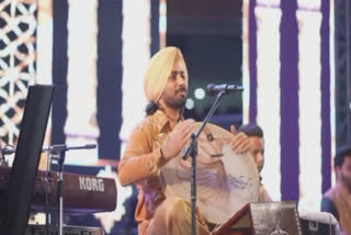 The police are looking for the person who spread the bomb rumor inside Satinder Sartaj's show in Ludhiana