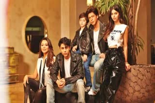 Shah Rukh Khan with family