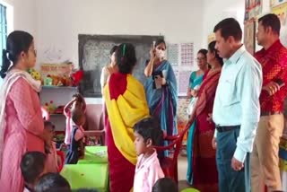 child development secretary visits anganwadi centre