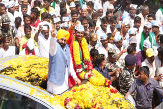 Election campaign in favor of Aam Aadmi Party candidates in Karnataka