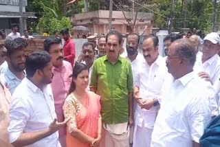 KMML Chemical waste issue vd satheesan  vd satheesan visits chittoor kollam  കെഎംഎംഎല്‍ രാസമാലിന്യ പ്രശ്‌നം  ചിറ്റൂർ  പ്രതിപക്ഷ നേതാവ് വിഡി സതീശന്‍