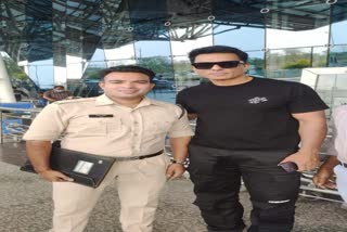 sonu sood in indore meet police sanjay sawre