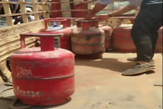 police recovered 70 domestic cylinders