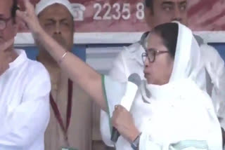 I am ready to give my life but will not allow the country to be divided, said Mamta Banerjee
