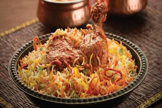 Swiggy report  ഹൈദരാബാദ് ബിരിയാണി  ബിരിയാണി  റംസാൻ  Ramzan special  ഹലീം  Hyderabad Biryani  Haleem  സ്വിഗ്ഗി  ഹൈദരാബാദിൽ സ്വിഗി വിറ്റത് 10 ലക്ഷം ബിരിയാണികൾ  ബിരിയാണി ഇല്ലാതെ എന്ത് ആഘോഷം  Ramzan