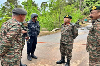 Northern Army Commander visits terror attack site in Poonch, reviews security