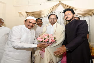 CM KCR in Ramzan celebrations