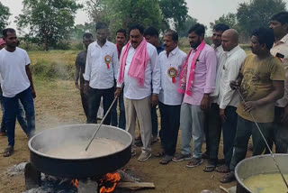 Errabelli Dayakar Rao is cooking