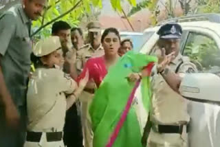 YS Sharmila Slaps SI and pushes a lady constable while they are trying to arrest her
