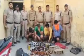 Khatima liquor smugglers