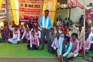 Panchayat secretaries started hunger strike