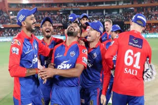 گیند بازوں کی بدولت دہلی نے حیدرآباد کو سات رنز سے شکست دی