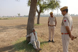 Thieves tied guard with tree in Alwar and stolen cash and stuff from grocery shop