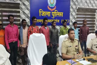 Maoists surrendered in Balrampur