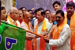 Congress leader Prakash Karakatti joins BJP
