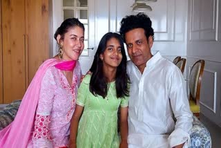 Manoj Bajpayee shares photo with family