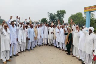 Khap Panchayats leaves for Delhi jantar Mantar Wrestlers supported