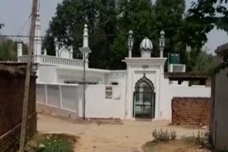 guddu muslim house ruined in sultanpur