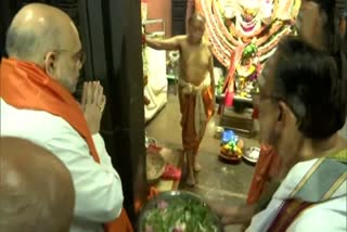 amit-shah-offers-prayers-at-harihareshwara-temple-in-karnatakas-davanagere