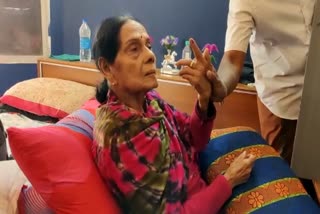 state-assembly-election-veteran-actress-dr-m-leelavati-voted-at-her-residency