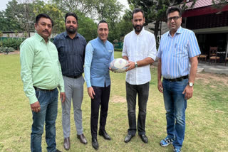 Cabinet minister meet hayer discussed about rugby with former international rugby player