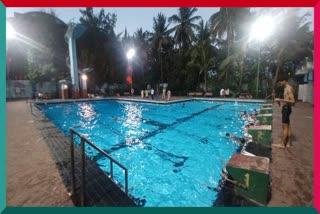 Crowds At Swimming Pools In Thane