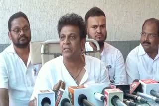 i-go-for-campaignings-not-for-politics-actor-shivarajkumar