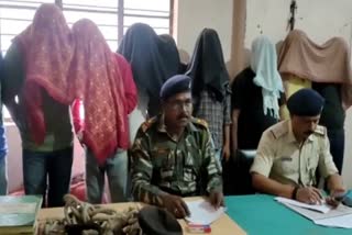 Patratu Police Arrested nine Gamble