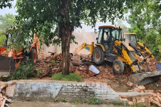 Haridwar Tomb removed