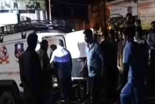 One dead after van falls into Gaur Sarovar in Bhind